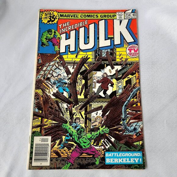Incredible Hulk #234 Apr 1979 Bronze Marvel‎ Comics Battleground Berkeley Quasar - Picture 1 of 5